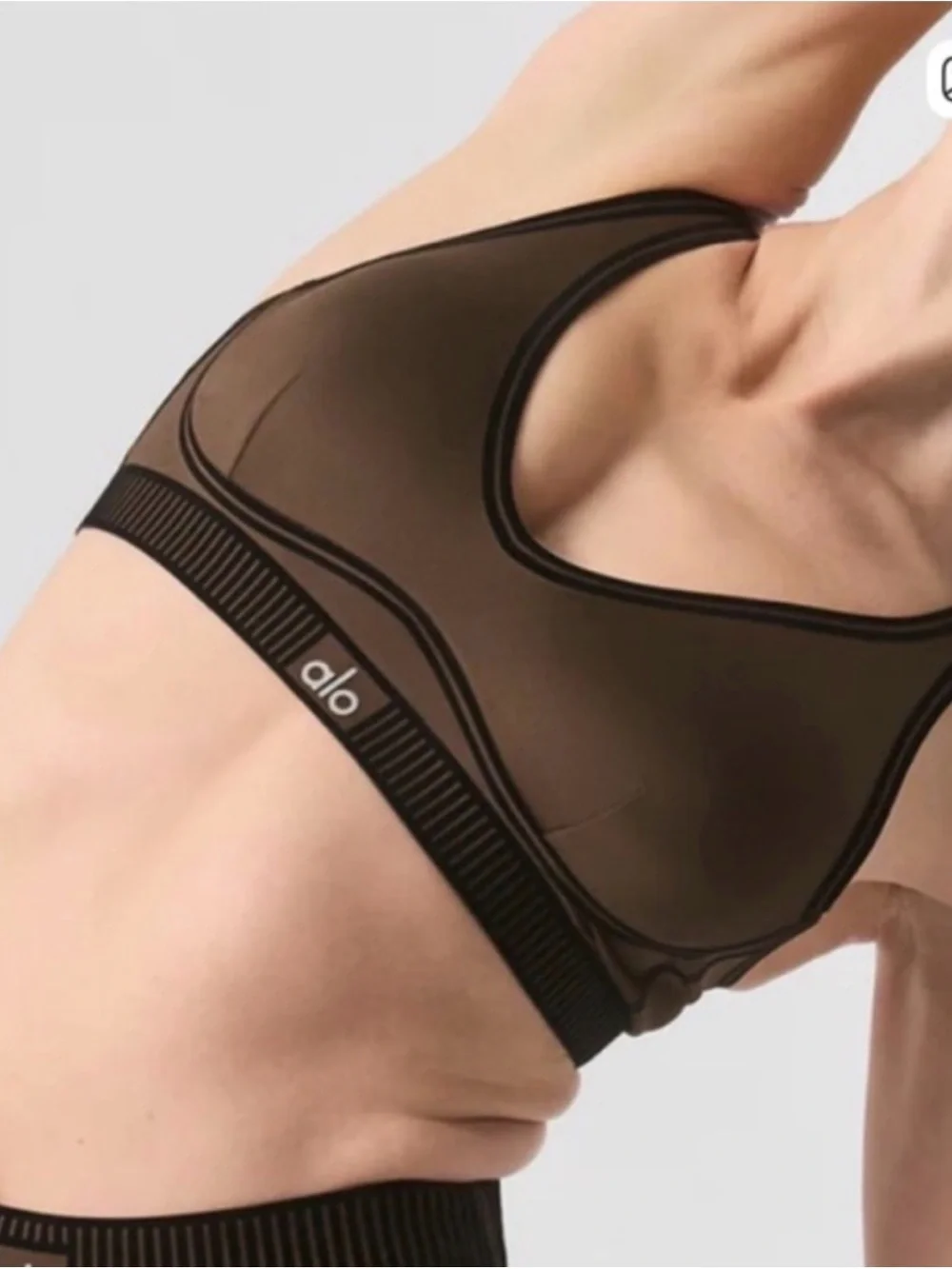 Alo Airlift Line up bra